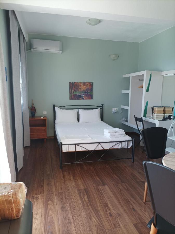 Beachfront Apartment Rethymno  Ngoại thất bức ảnh