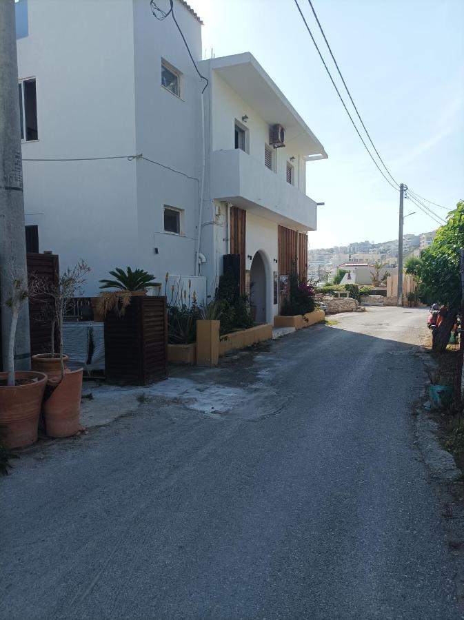 Beachfront Apartment Rethymno  Ngoại thất bức ảnh